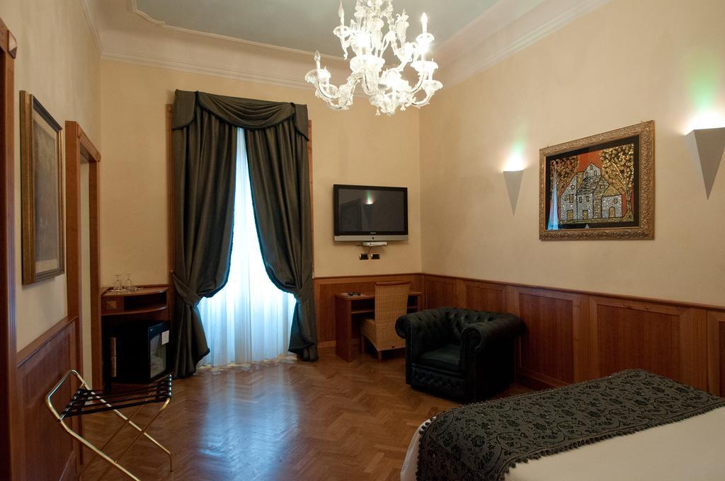 Pensión Relais Conte Di Cavour De Luxe Roma
