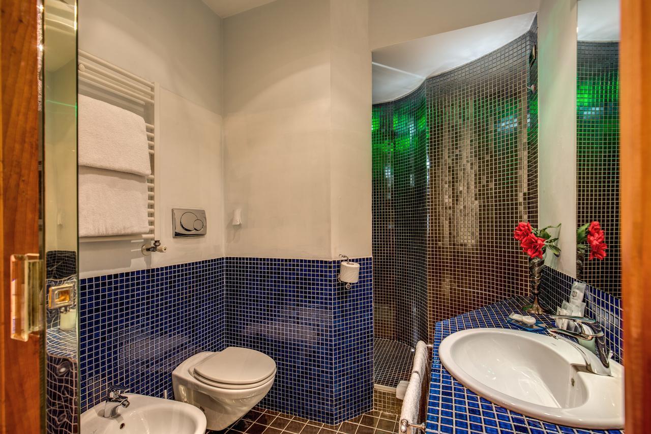 Pensión Relais Conte Di Cavour De Luxe Roma